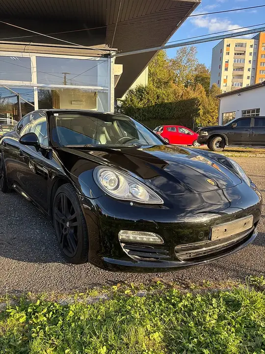 Porsche Panamera 2011 photo 3