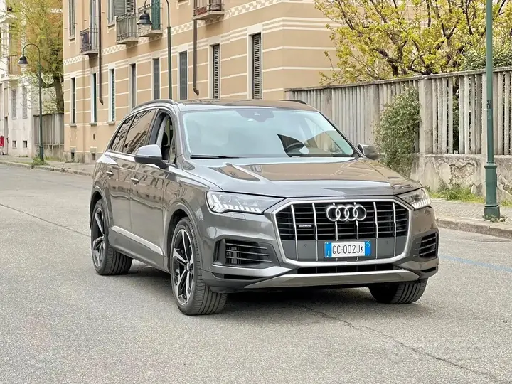 Audi Q7 2020 photo 2