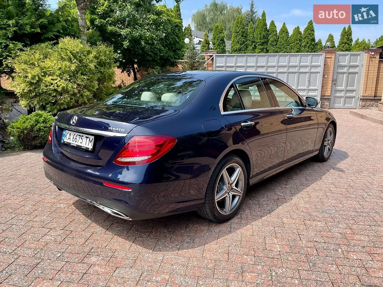 Mercedes-Benz E-Class 2019 photo 5