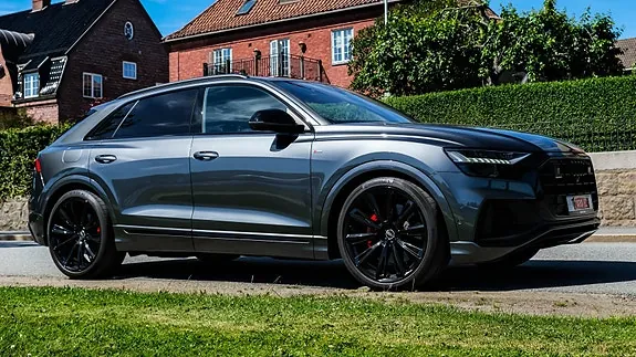 Audi Q8 2023 photo 2