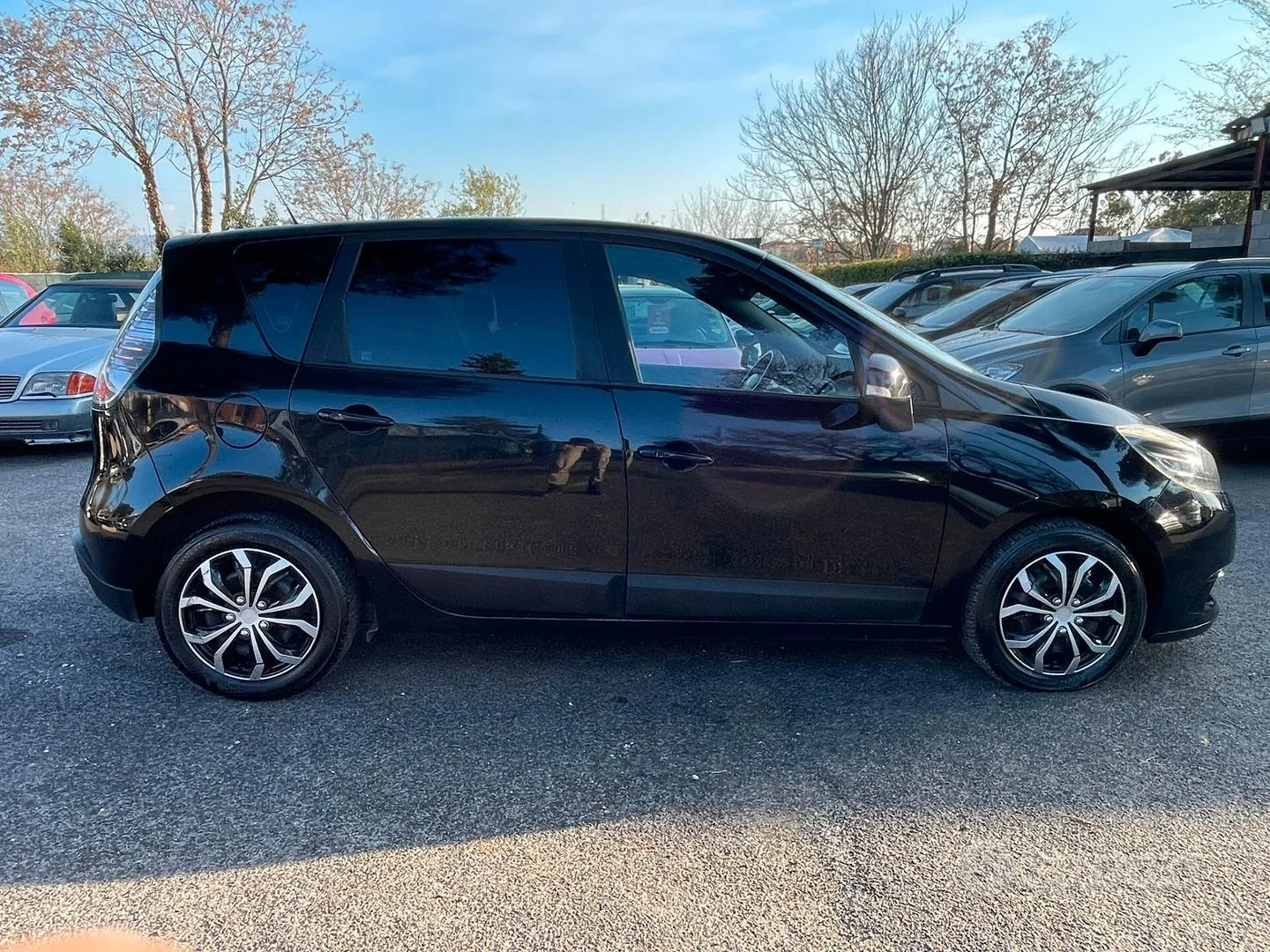 Renault Scenic 2014 photo 5