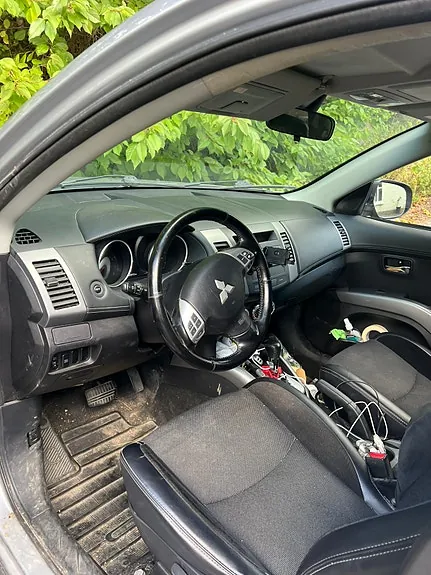 Mitsubishi Outlander 2010 photo 5