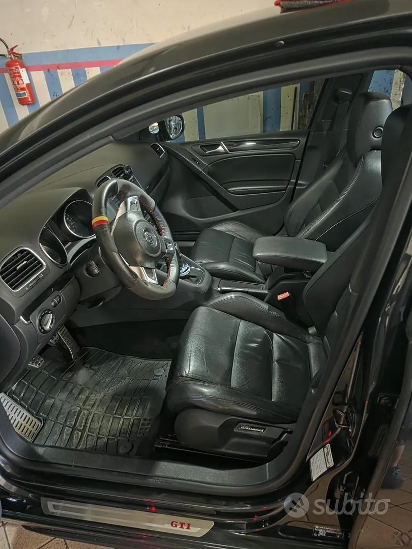 Volkswagen Golf 2012 photo 4