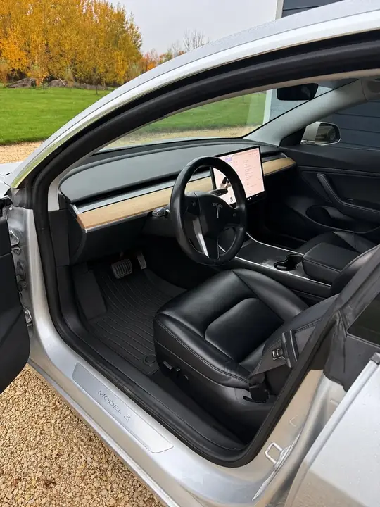 Tesla Model 3 2018 photo 5