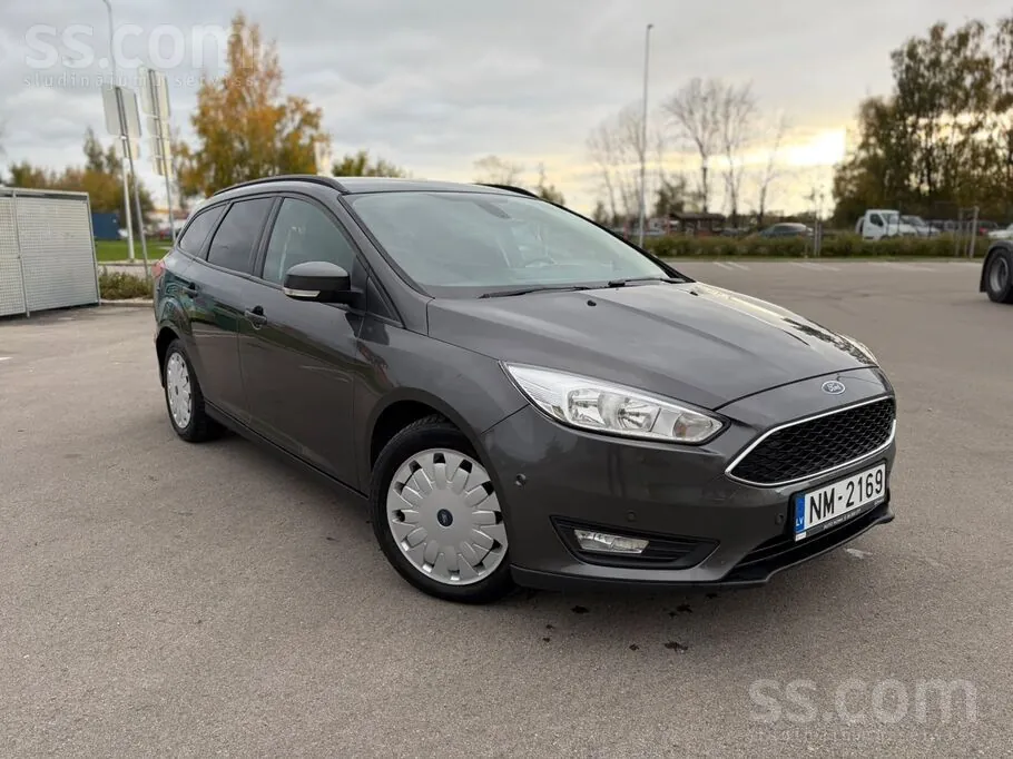 Ford Focus 2017 photo 2
