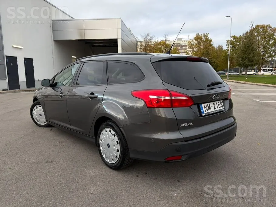 Ford Focus 2017 photo 3