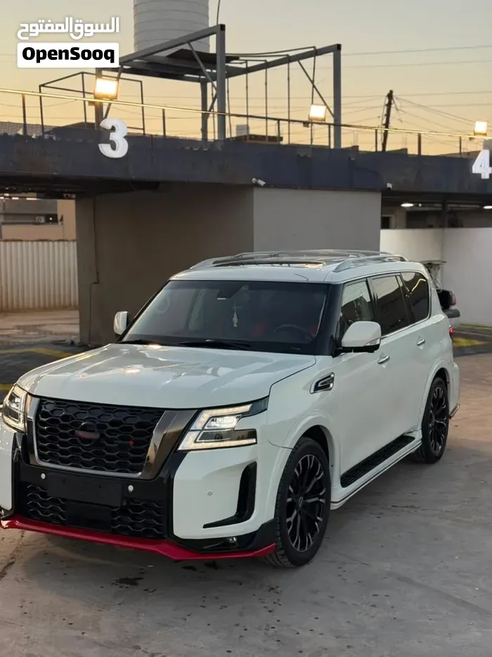 Infiniti Qx80 2015 photo 2