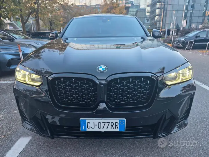 BMW X4 2022 photo 2