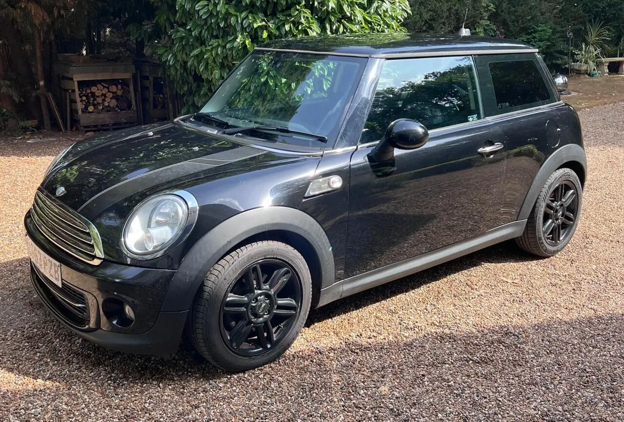 Mini Hatch