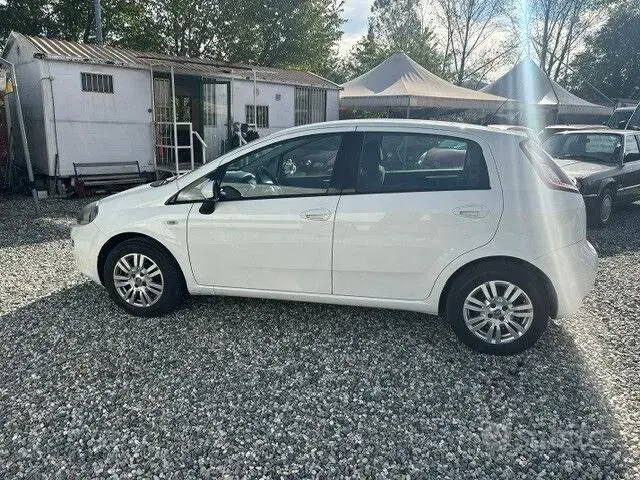 Fiat Punto 2013 photo 4
