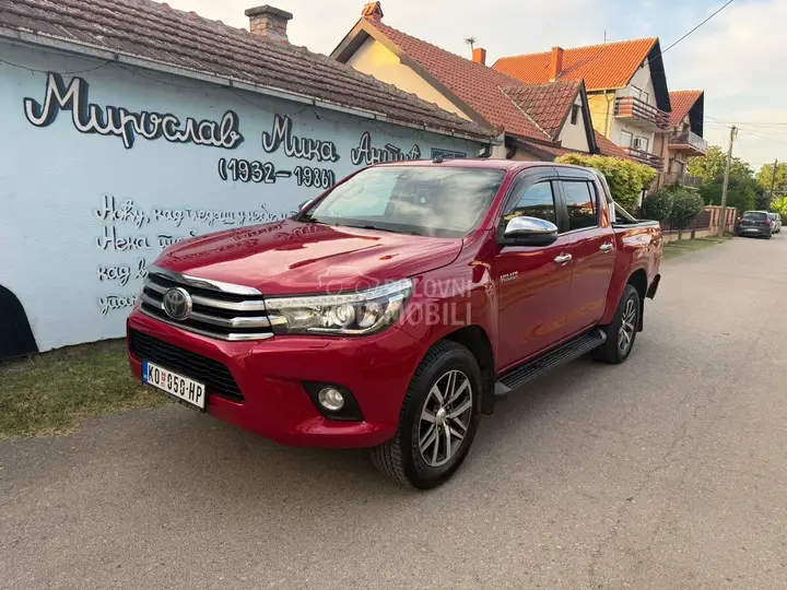 Toyota Hilux