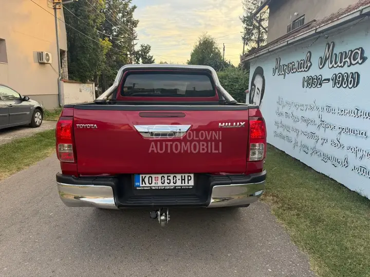 Toyota Hilux 2017 photo 4