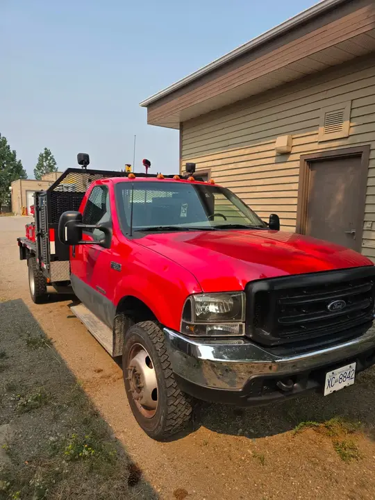 Ford F-550 1999 photo 2