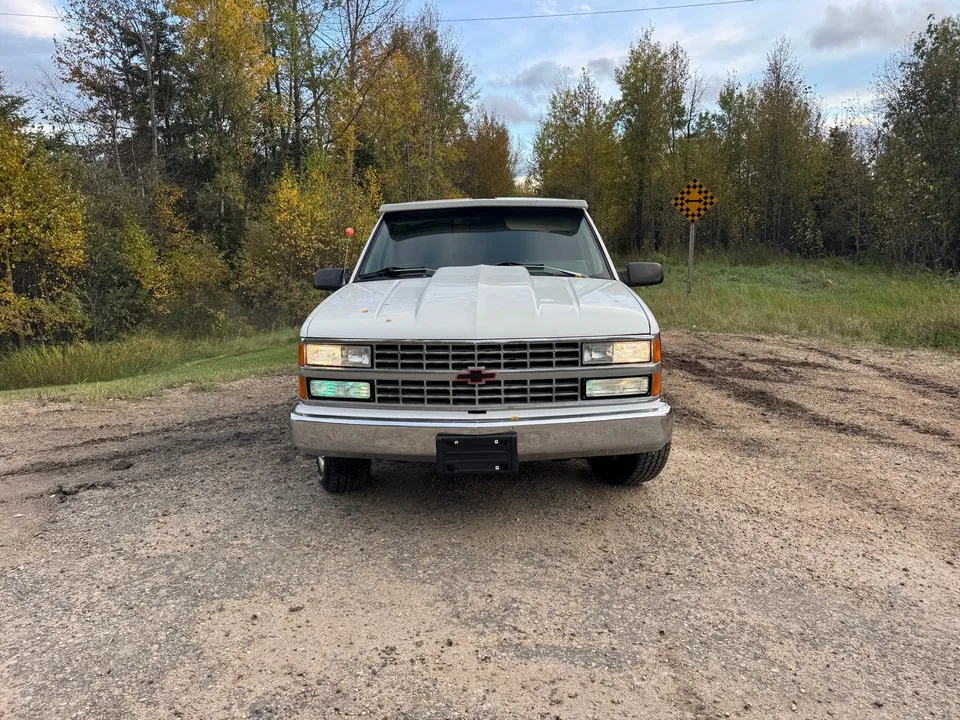 Chevrolet C/K Pickup 1500 1992 photo 3