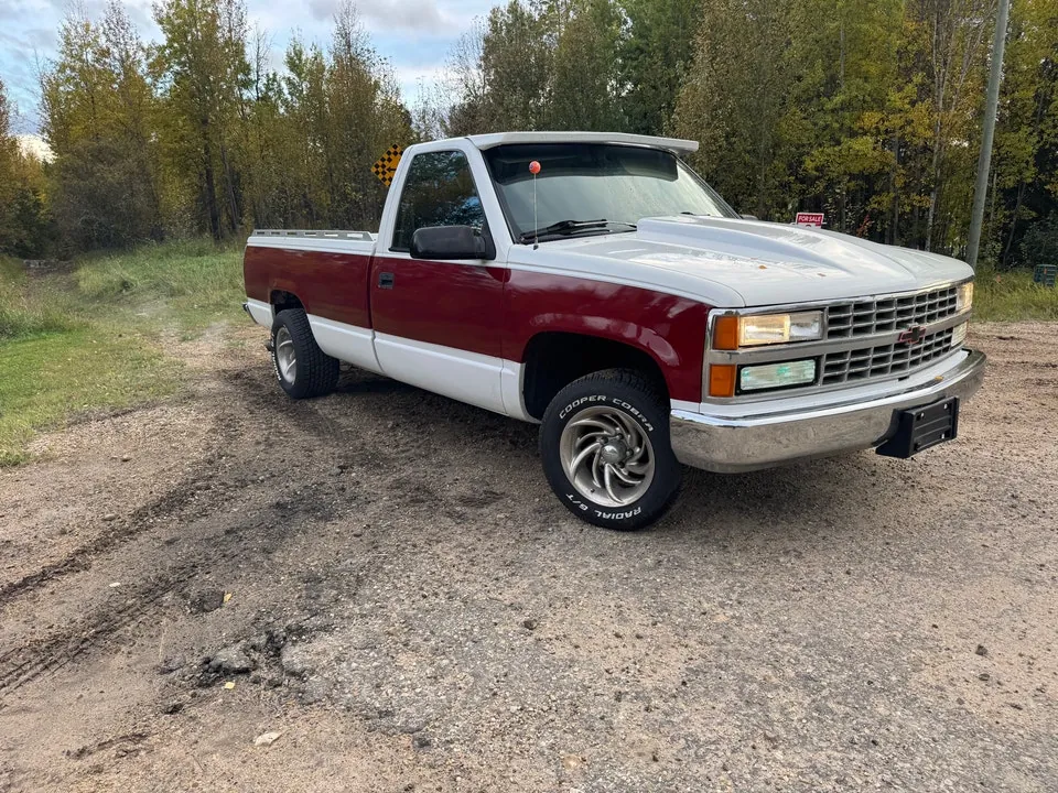 Chevrolet C/K Pickup 1500 1992 photo 2