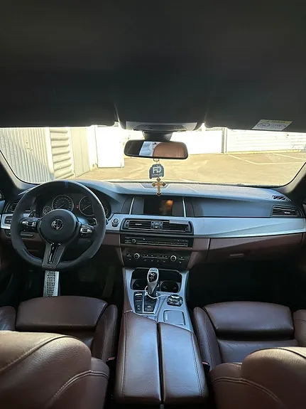 BMW M550D 2014 photo 4