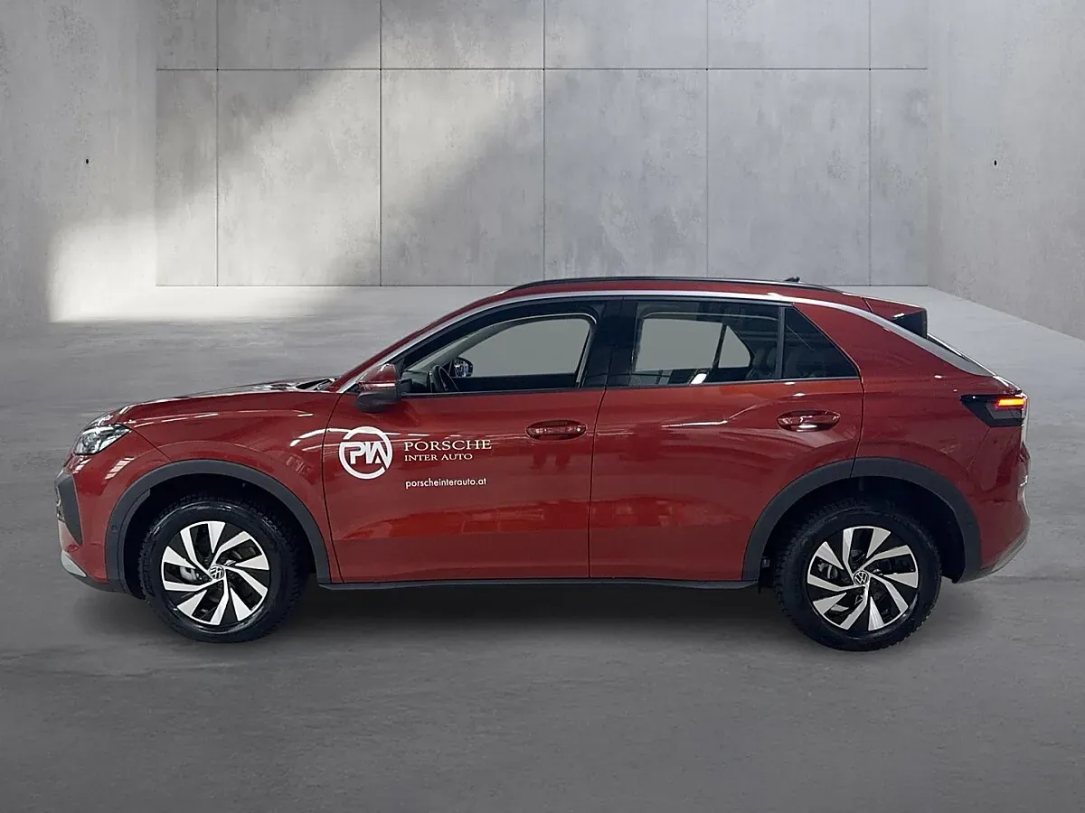 Volkswagen T-Roc 2026 photo 2