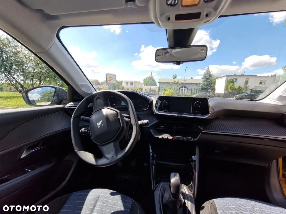 Peugeot 208 2019 photo 4