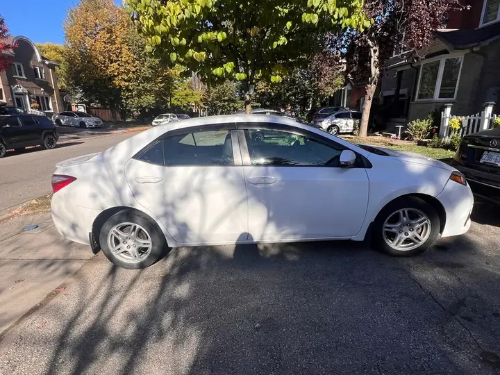 Toyota Corolla 2015 photo 3