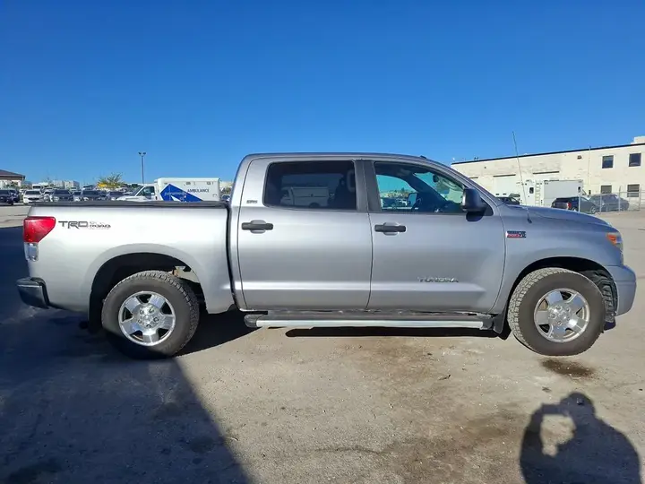 Toyota Tundra 2013 photo 4