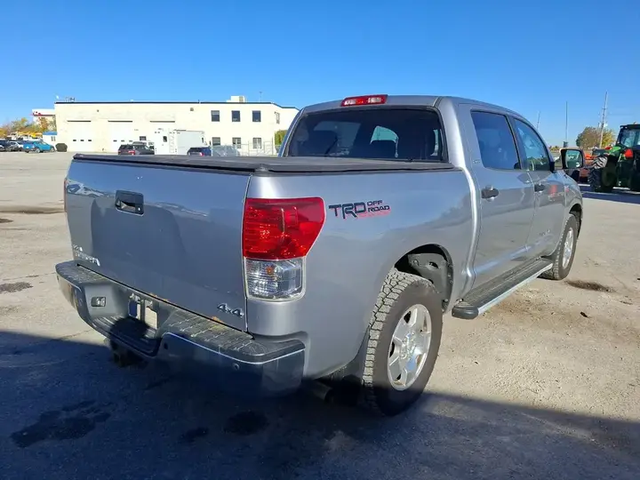 Toyota Tundra 2013 photo 5