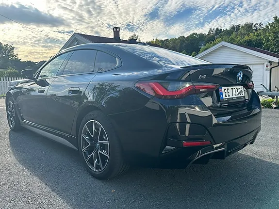 BMW I4 2022 photo 5