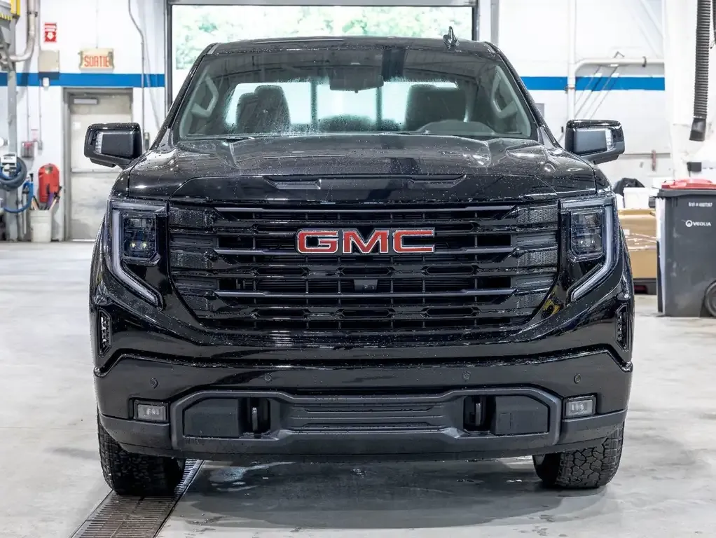 GMC Sierra 1500 2026 photo 2
