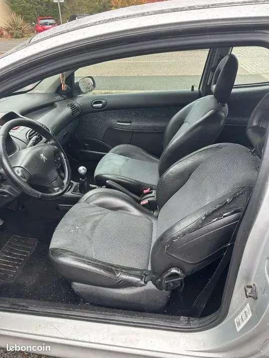 Peugeot 206 2002 photo 3