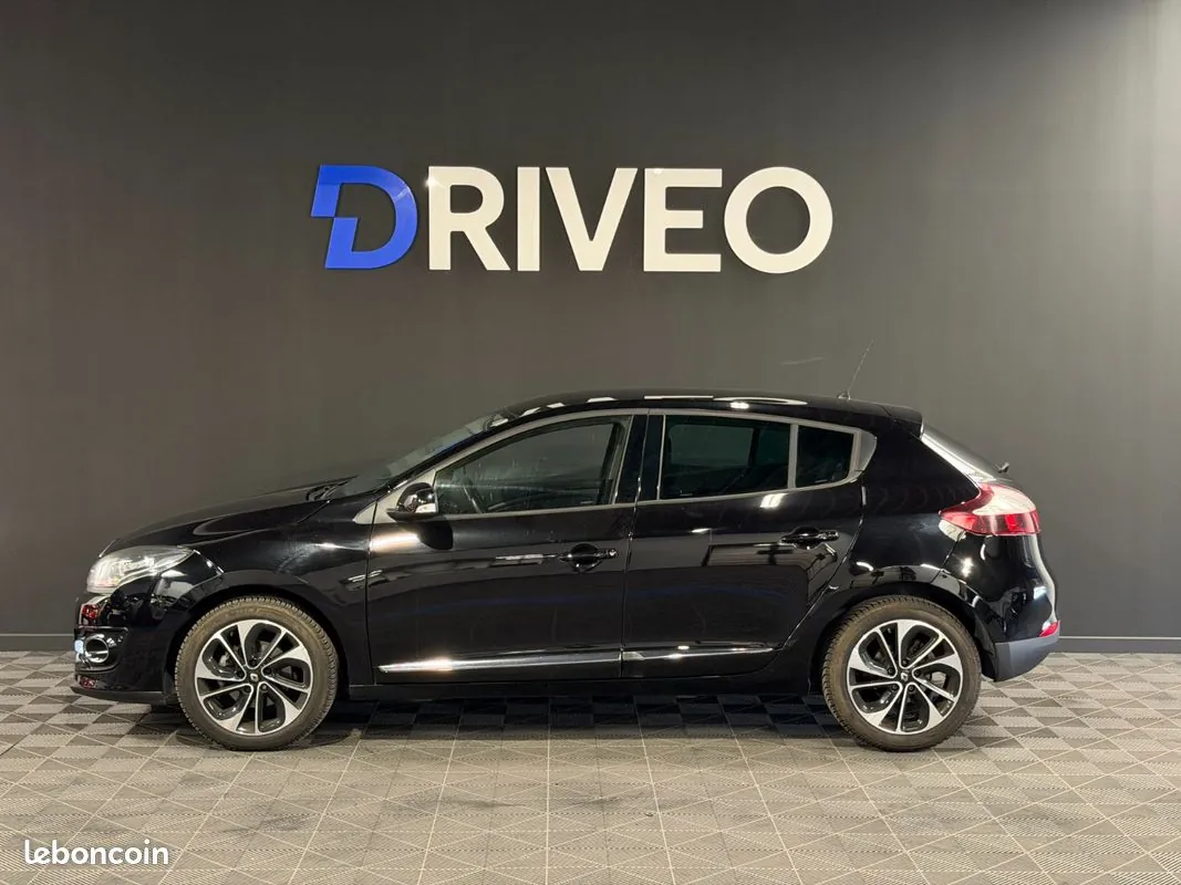 Renault Megane 2015 photo 2
