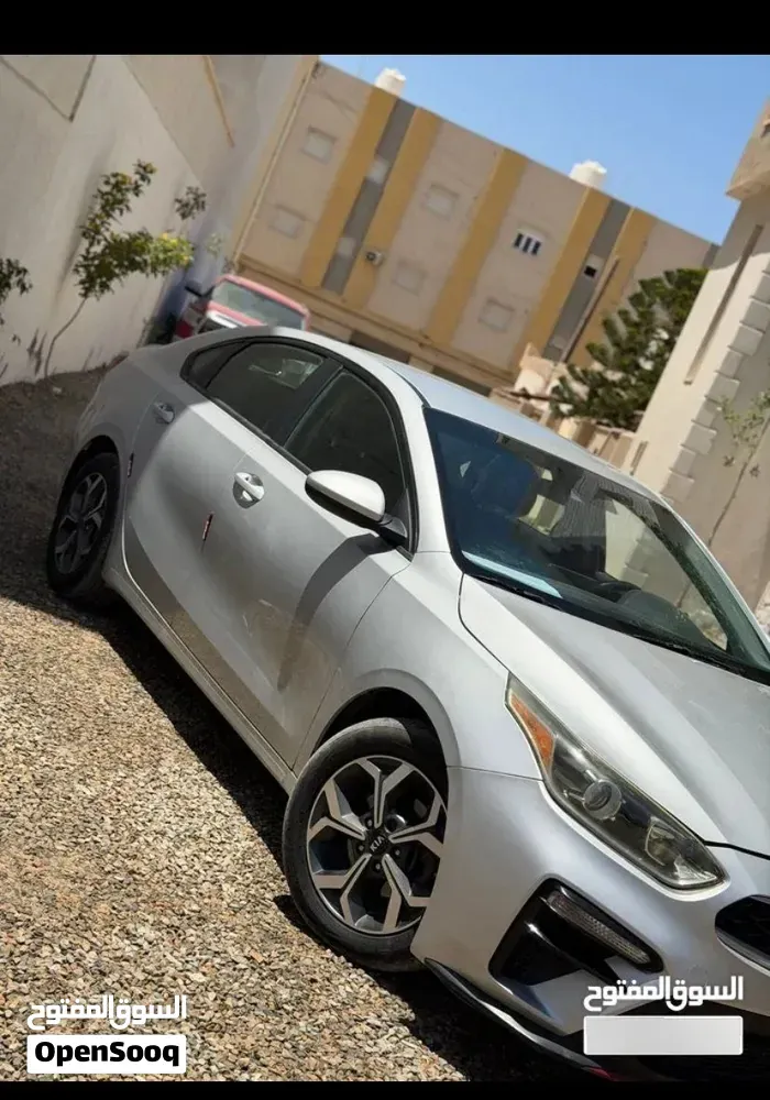 Kia Forte 2020 photo 2