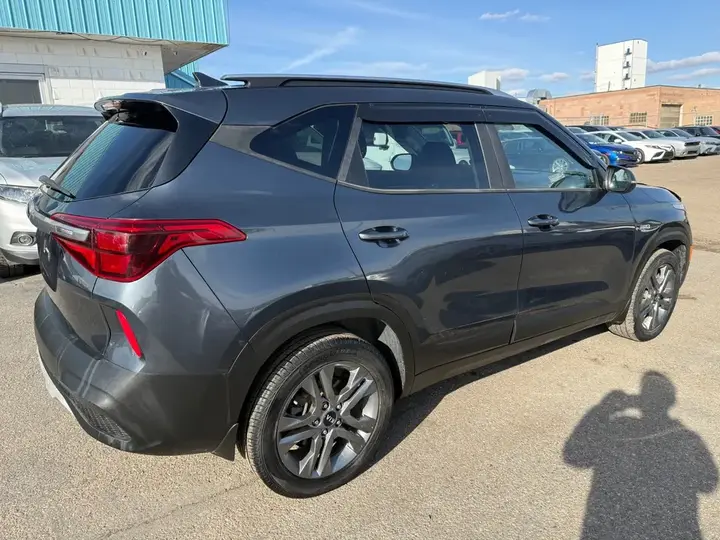 Kia Seltos 2021 photo 2