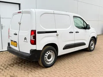 Citroen Berlingo 2023 photo 2