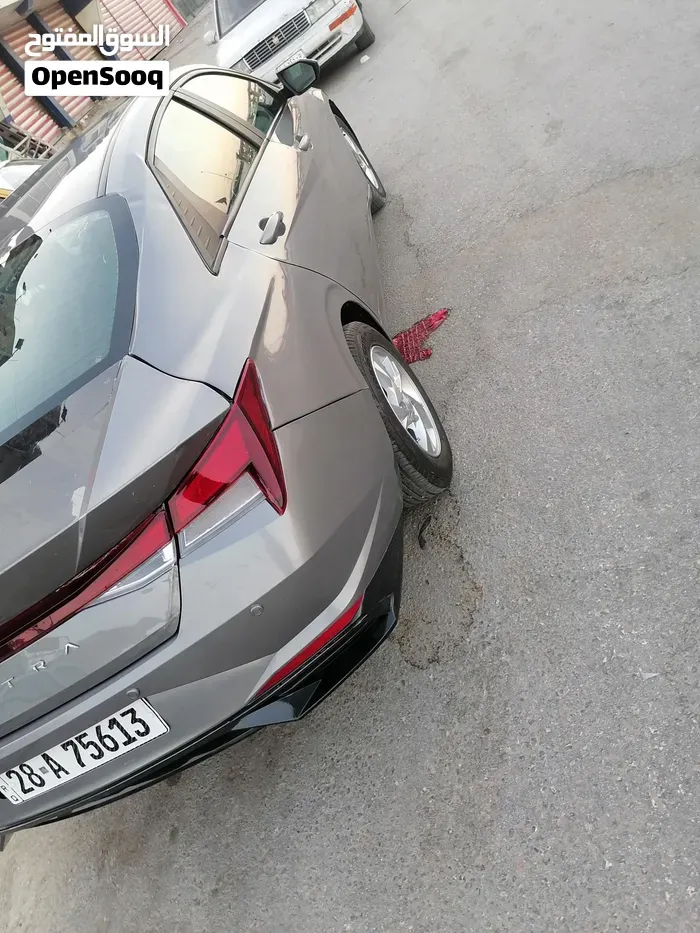 Hyundai Elantra 2022 photo 3