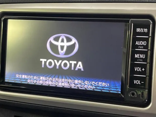 Toyota Yaris 2016 photo 3