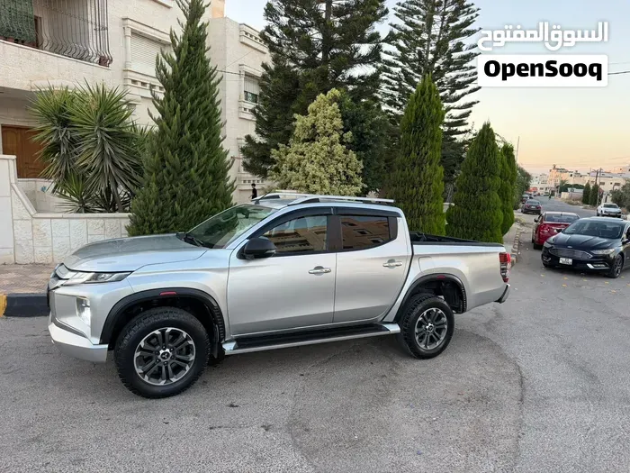 Mitsubishi L200 2020 photo 4