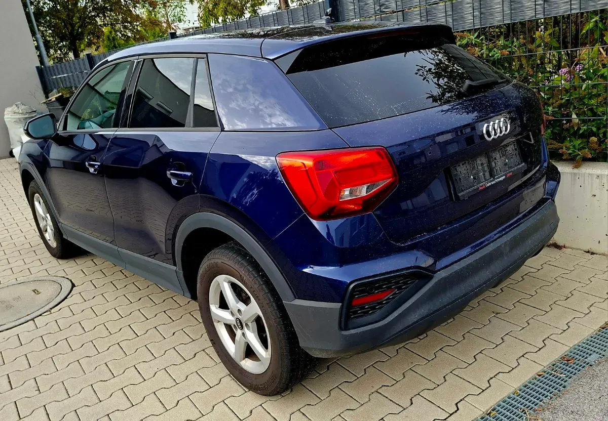 Audi Q2 2023 photo 2