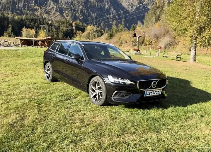 Volvo V60 2020 photo 2