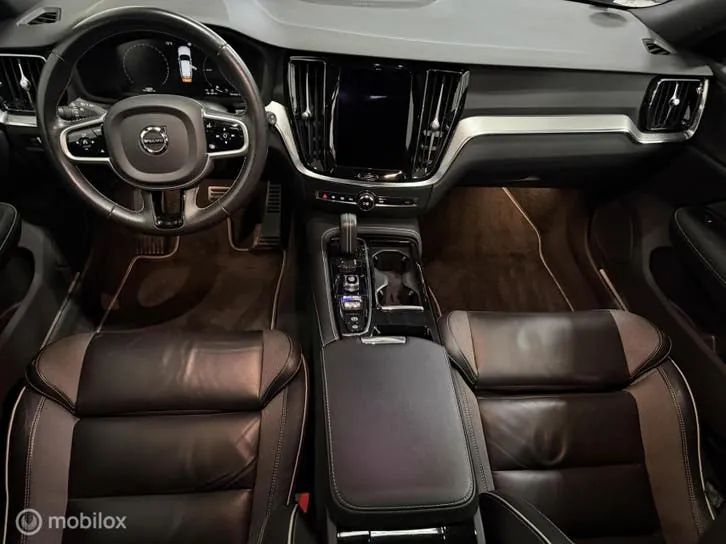 Volvo V60 2021 photo 3