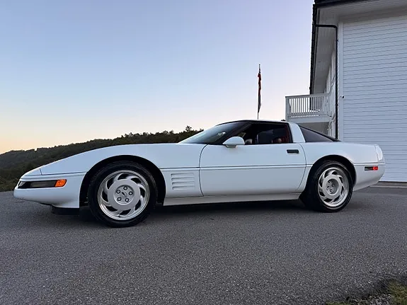 Chevrolet Corvette 1991 photo 4