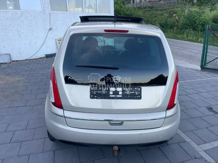 Lancia Musa 2012 photo 4