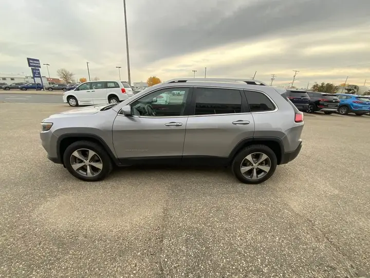 Jeep Cherokee 2021 photo 4