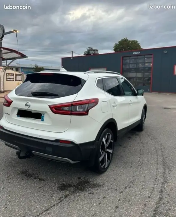 Nissan Qashqai 2018 photo 2