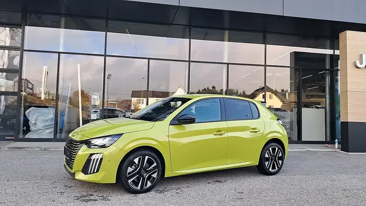 Peugeot 208 2025 photo 2