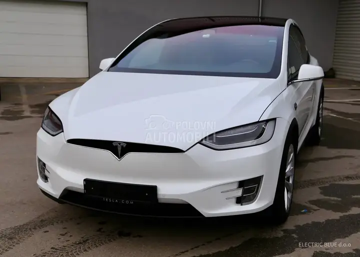 Tesla Model X 2017 photo 5