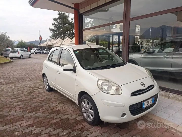 Nissan Micra 2013 photo 2