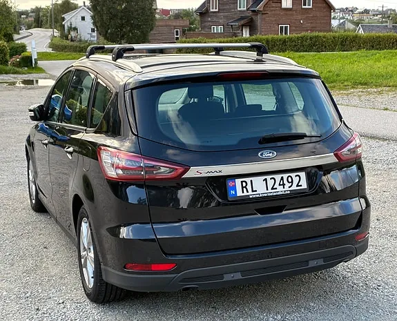 Ford S-Max 2016 photo 3