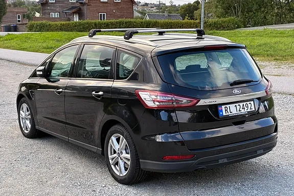 Ford S-Max 2016 photo 4