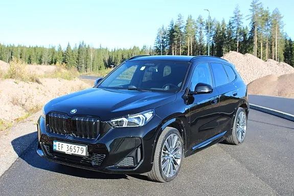 BMW Ix1
