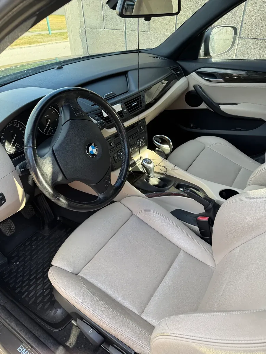 BMW X1 2011 photo 3