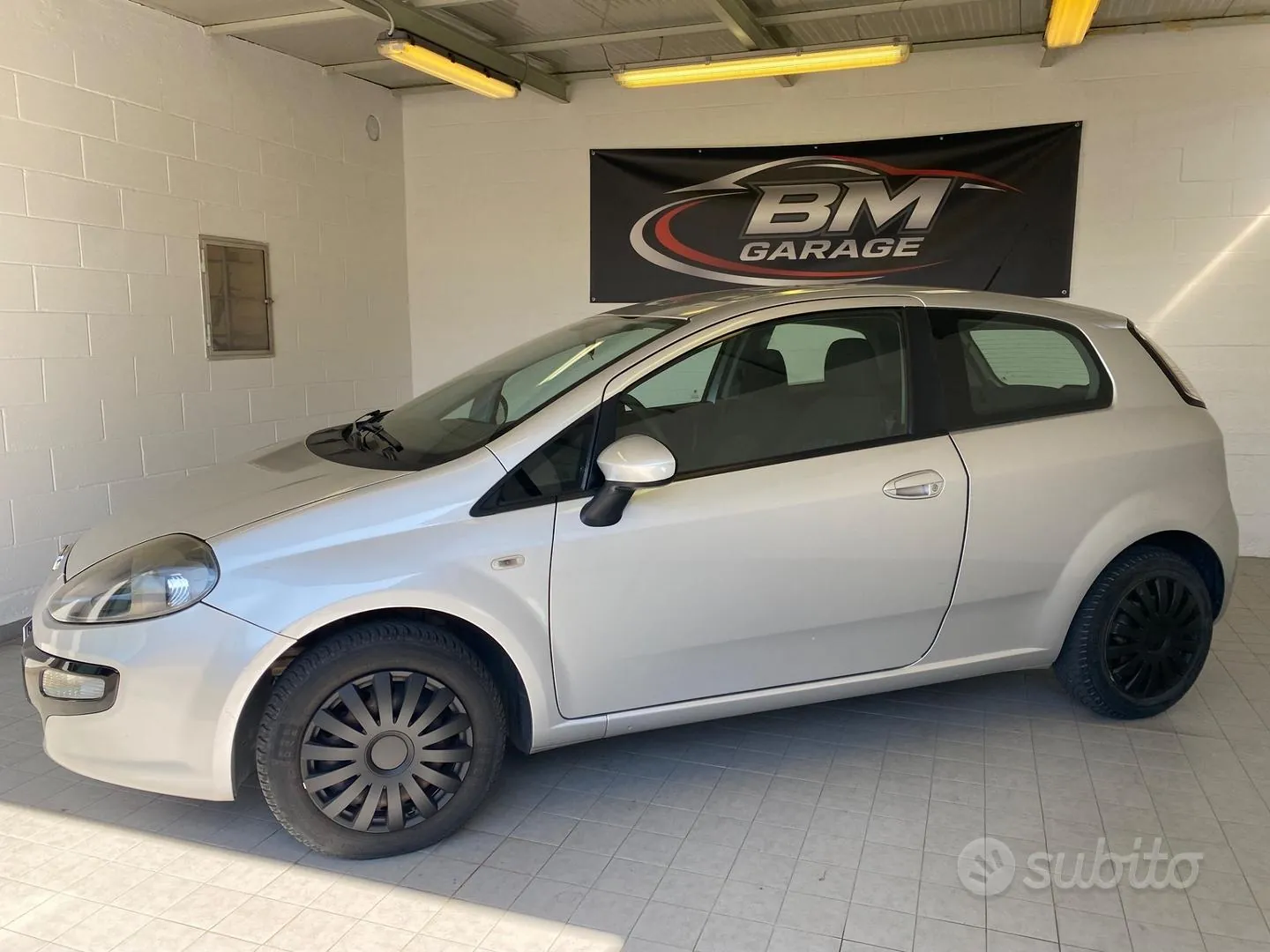 Fiat Punto Evo 2011 photo 3